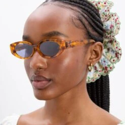 Damson Madder Catty Oval Sunglasses With Bow Detail Tort(Damson Madder Catty Oval Sunglasses With Bow Detail Tort) -Best Clothing Store 2DamsonMadderCattyOvalSunglassesWithBowDetailTort