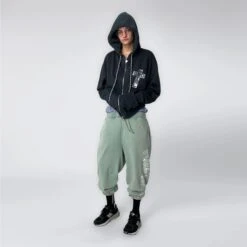 Aries Womens Aged Ancient Column Sweatpant Green(Aries Womens Aged Ancient Column Sweatpant Green) 11 Aries Womens Aged Ancient Column Sweatpant Green(Aries Womens Aged Ancient Column Sweatpant Green) -Best Clothing Store AriesWomensAgedAncientColumnSweatpantGreen 0001 ARIES SS25ECOM FINAL 159 1