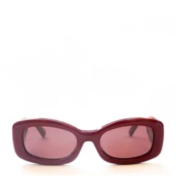 Damson Madder Rounded Square Sunglasses With Charm Detail Red(Damson Madder Rounded Square Sunglasses With Charm Detail Red)