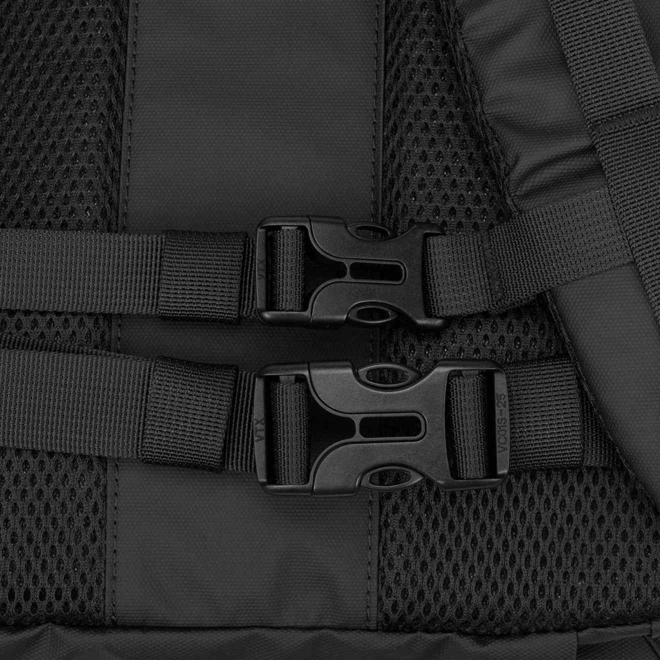 Elliker Kiln Hooded Zip Top Backpack 22L Black(Elliker Kiln Hooded Zip Top Backpack 22l Black) 9 Elliker Kiln Hooded Zip Top Backpack 22L Black(Elliker Kiln Hooded Zip Top Backpack 22l Black) - Image 7