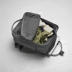 Fjallraven Kanken Laptop 13 Super Grey(Fjallraven Kanken Laptop 13 Super Grey) -Best Clothing Store FjallravenKankenLaptop13SuperGrey1