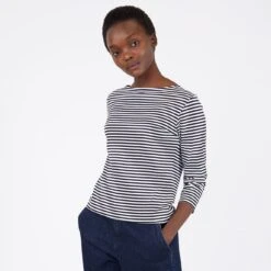 Sunspel 3/4 Sleeve Boat Neck T-Shirt White / Navy Stripe(Sunspel 3 4 Sleeve Boat Neck T Shirt White Navy Stripe) -Best Clothing Store Sunspel Womens 3 4 Sleeve Boat Neck T Shirt White Navy Stripe 26132 03